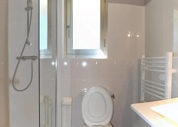 T2 Au Lavandou, Acces Plage, Climatisation, Parking, Pour 4 Personnes - Fr-1-803-62 Apartment Le Lavandou